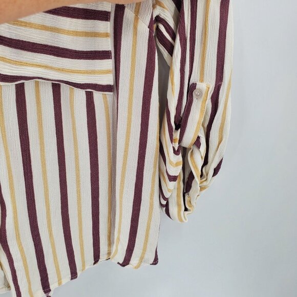 Market & Spruce Womens Striped Button Up Blouse Top Sz M Roll Tab Sleeve Pocket - Picture 3 of 8